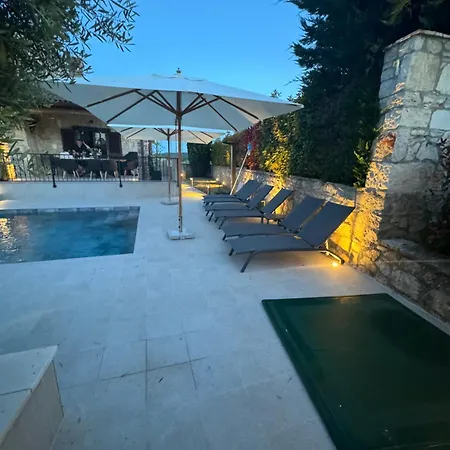 Villa Avena