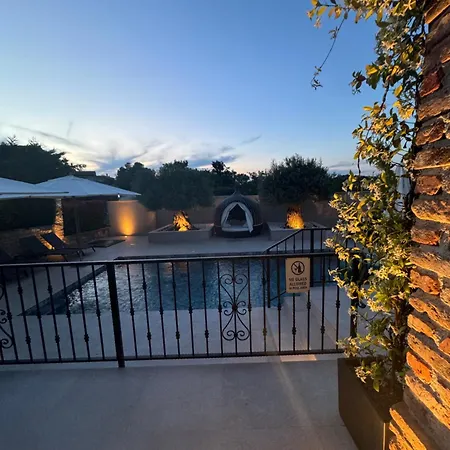 Avena Villa *